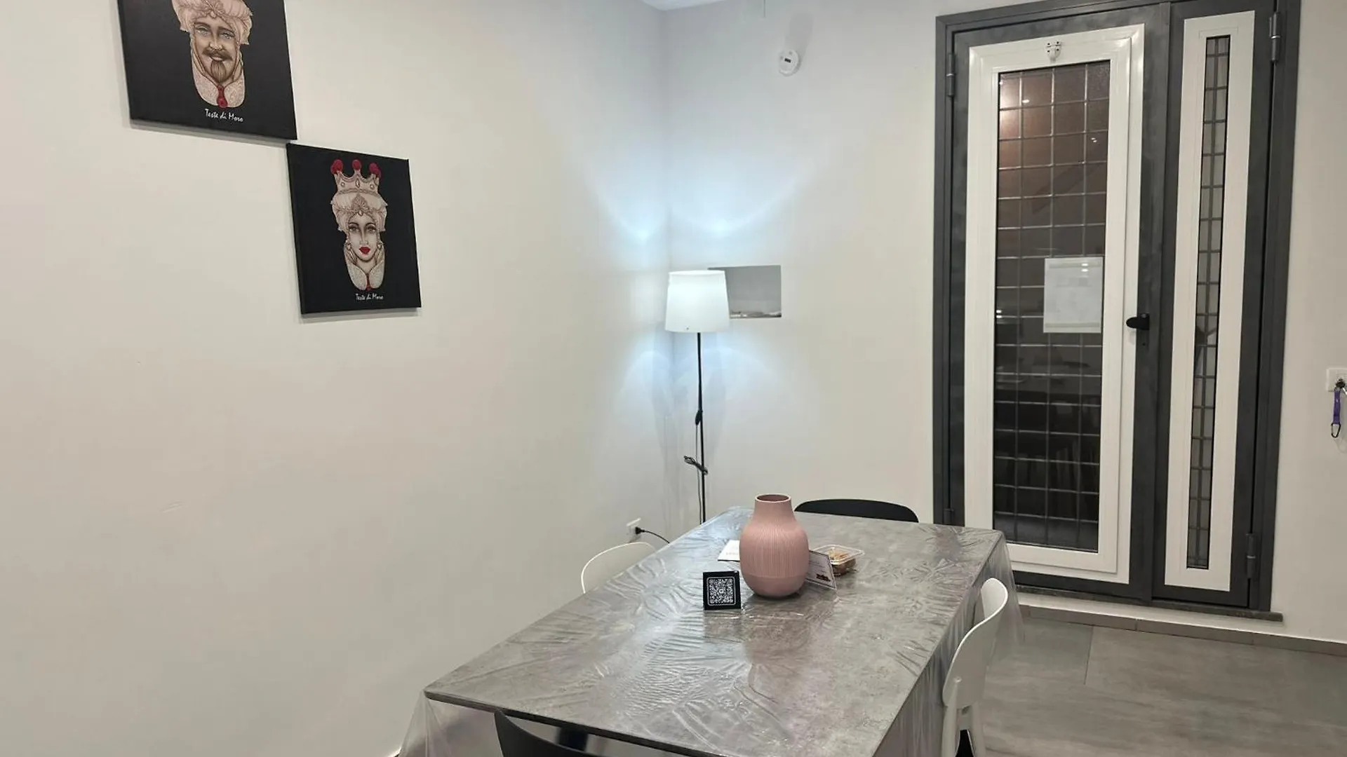 Vespro House Villa Palermo Italien